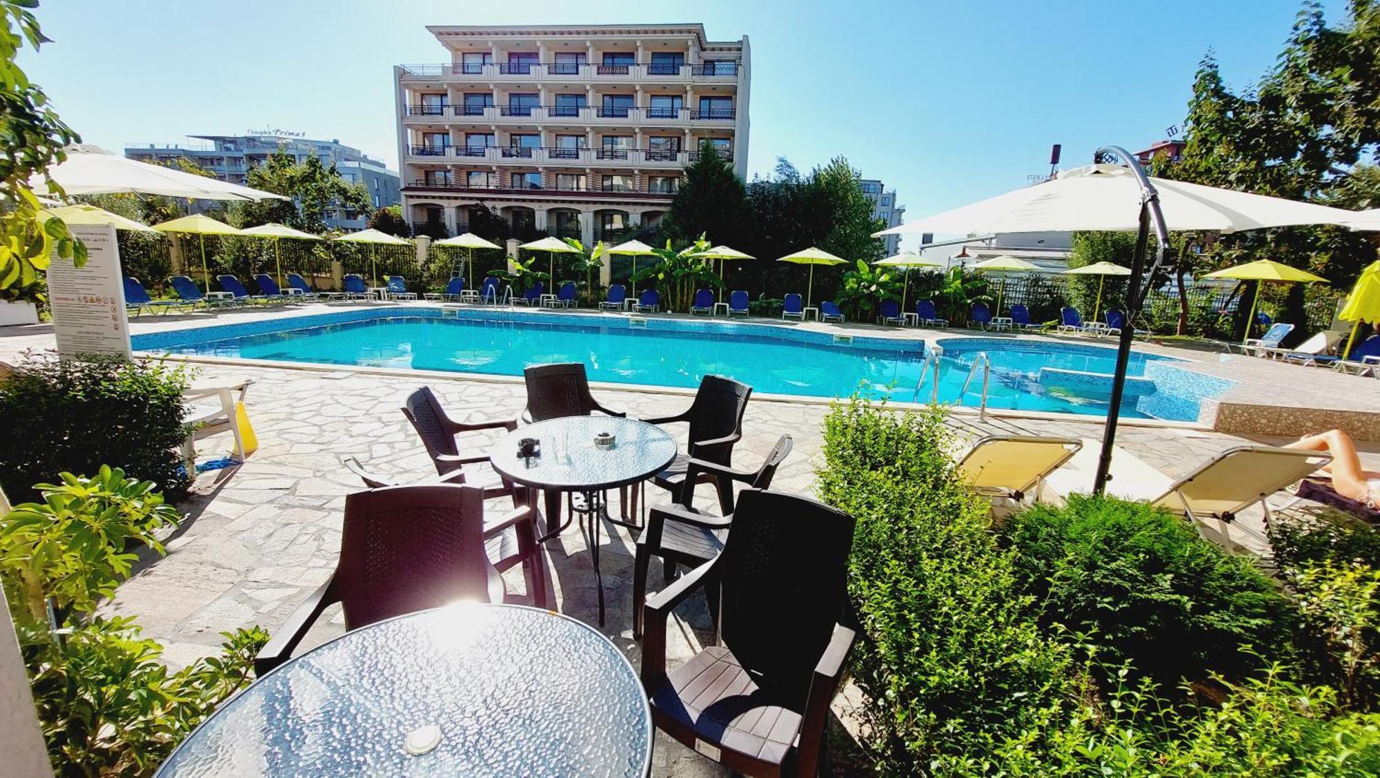 Diamond Palace Apartment