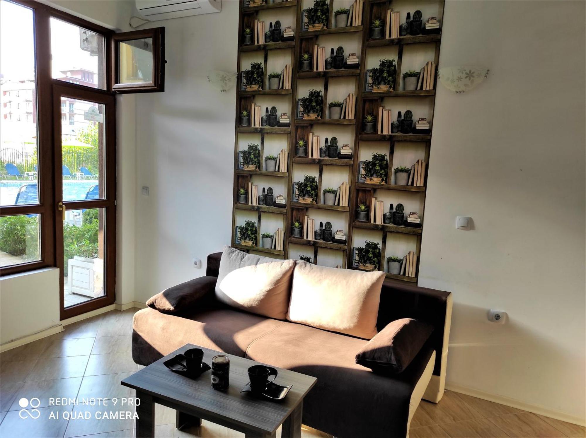 Diamond Palace Apartment *